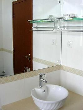 Juranzhijia Business Hotel Jinan Buitenkant foto